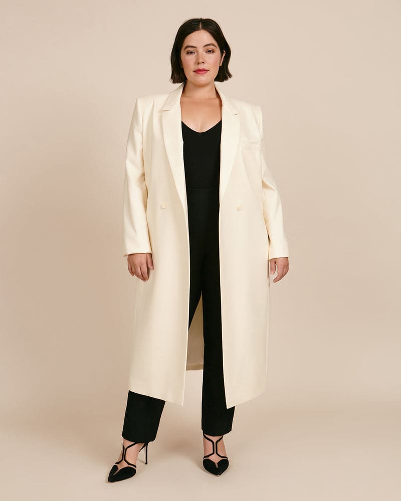 Front of a model wearing a size 12 Luxe Wool Twill Double Breasted Blazer Coat in Ivory by LAPOINTE. | dia_product_style_image_id:226704